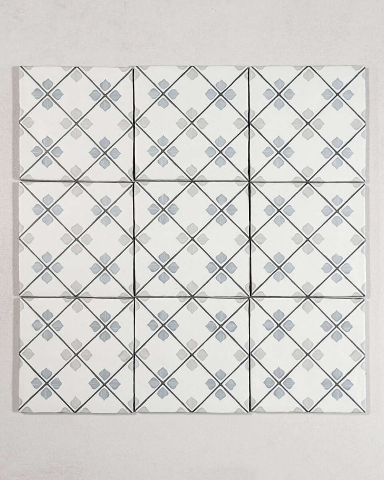 Picture of Wentworth Lattice Patterned Tiles