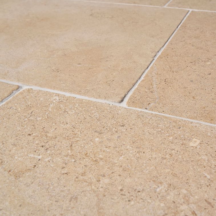 Picture of Cotswold Aged Limestone Outdoor Paving Slabs